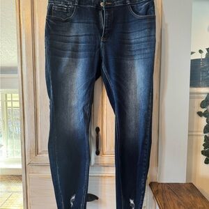 KanCan Women's Distressed Dark Wash Skinny Jeans